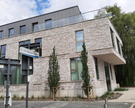 Grote overkraging op de eerste verdieping werd mogelijk gemaakt door slim te rekenen